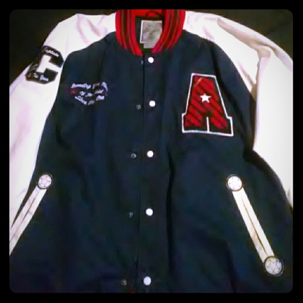 Lightweight jacket